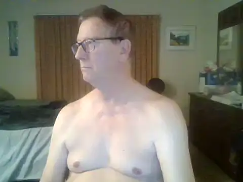 Snapshot of camminmichaellll chatting on 12.22.24 camminmichaellll online show from 12.22.24