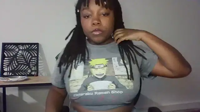Snapshot of princess_chocolate chatting on 09.17.25 princess chocolate online show from 09.17.25