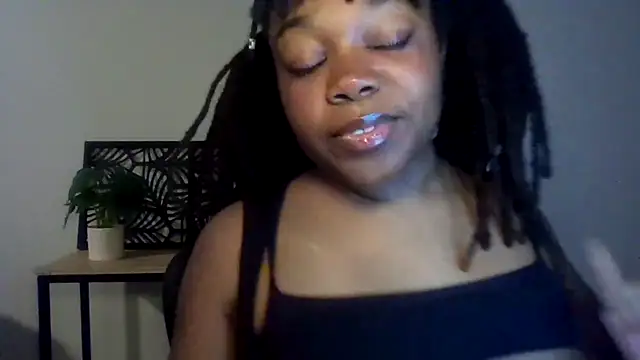 Snapshot of princess_chocolate chatting on 09.18.25 princess chocolate online show from 09.18.25