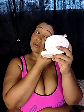 Snapshot of Yera_brown69 chatting on 03.18.26 Yera brown69 online show from 03.18.26