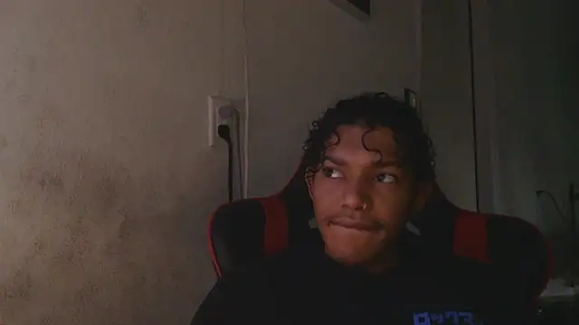 Snapshot of Gmajor chatting on 01.17.26 Gmajor online show from 01.17.26