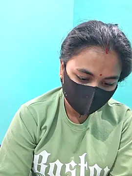 DivyaBhabhi69xh online show from 03.11.26