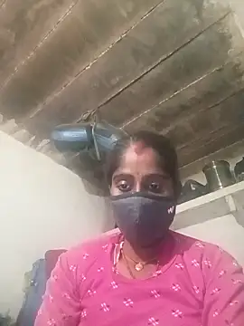 Snapshot of Mahi9696 chatting on 10.19.25 Mahi9696 online show from 10.19.25