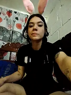 Snapshot of emmii_cute chatting on 09.24.25 emmii cute online show from 09.24.25