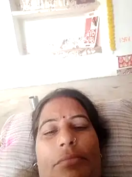 Suhani hot12 online show from 03.15.26