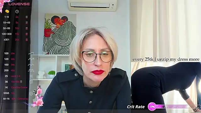 Snapshot of PamellaMurphy chatting on 10.13.25 PamellaMurphy online show from 10.13.25