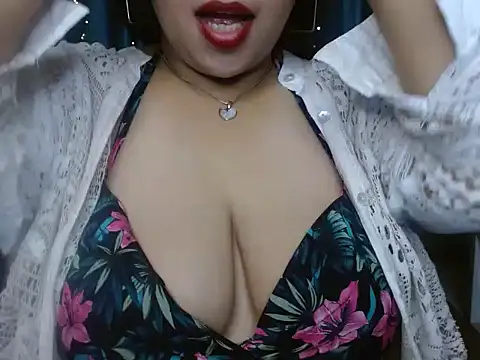 Your candy 47 online show from 04.04.26