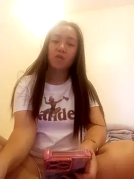 Lovelyclaya online show from 12.04.25