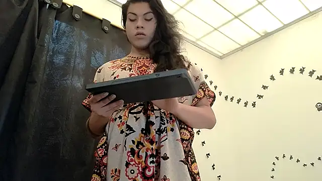 Snapshot of Ariana_rodriguez_0 chatting on 11.29.25 Ariana rodriguez 0 online show from 11.29.25