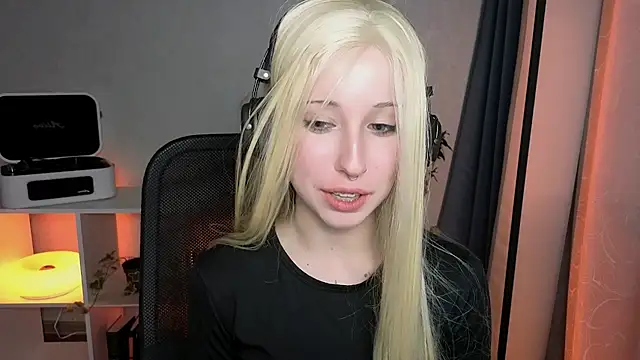 YukiMisa online show from 04.07.26