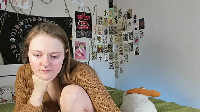 WonderConnie1 online show from 09.30.25