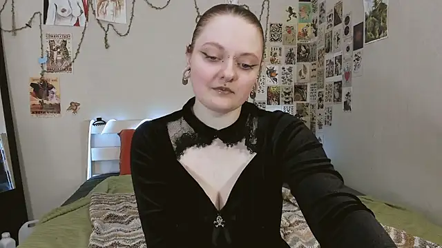 Snapshot of WonderConnie1 chatting on 05.28.26 WonderConnie1 online show from 05.28.26