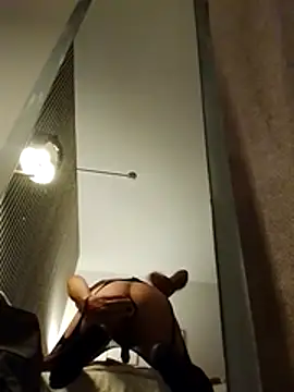 Snapshot of WindyMovement543 chatting on 12.17.25 WindyMovement543 online show from 12.17.25