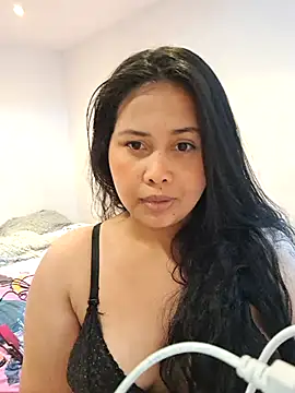 Alessandraa- online show from 09.28.25