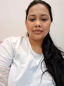 Alessandraa- online show from 02.05.26