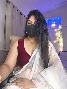 Snapshot of Indian_queen007 chatting on 07.21.26 Indian queen007 online show from 07.21.26