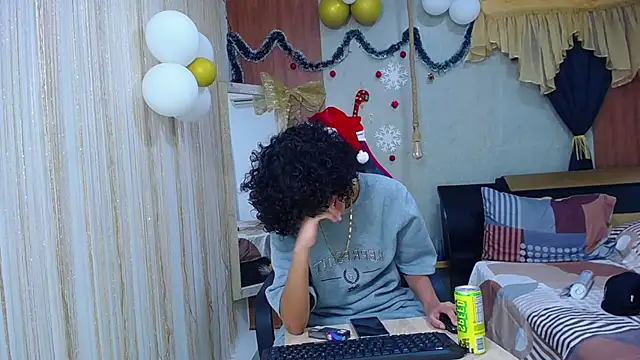 miss leidy  online show from 11.28.25