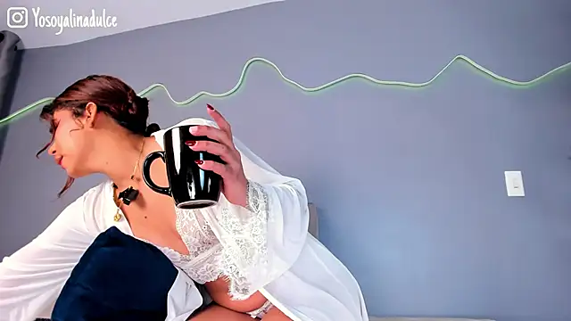 AlinaSweett  online show from 10.04.25