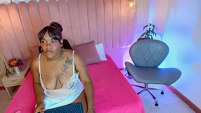 Chloee Miller1 online show from 10.11.25