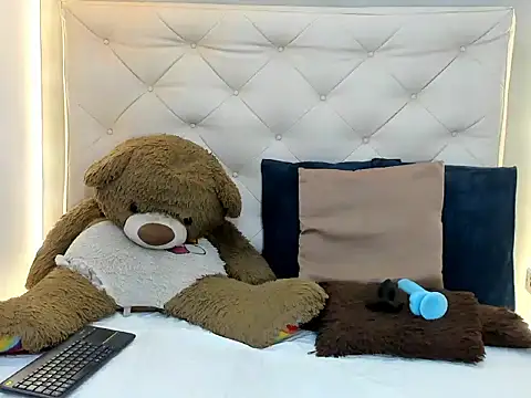 MaicolParker  online show from 03.22.26