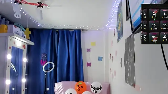 Megan Darcy online show from 10.21.25