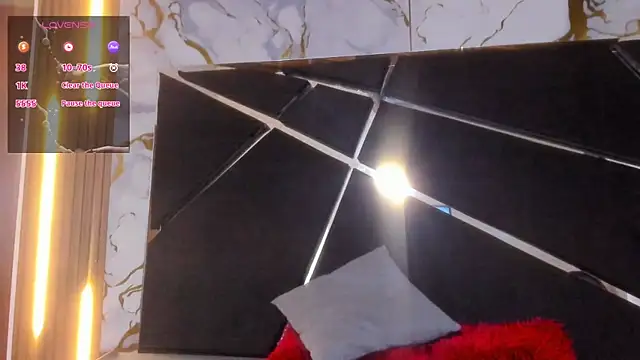 Snapshot of Akame_Draco chatting on 10.08.25 Akame Draco online show from 10.08.25