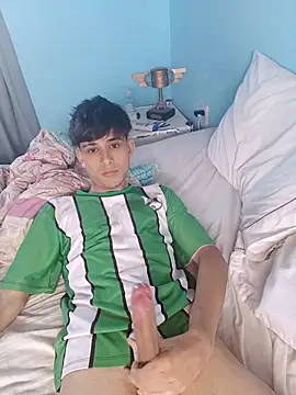 matiatr1112 online show from 12.18.25