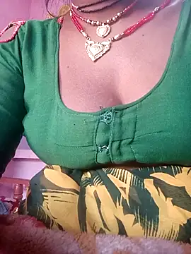 Snapshot of BoldAlia89 chatting on 11.17.25 BoldAlia89 online show from 11.17.25