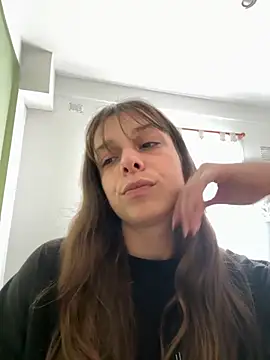 Snapshot of LittleJulietta chatting on 09.16.25 LittleJulietta online show from 09.16.25