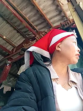 me-cute online show from 11.25.25