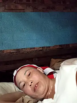 me-cute online show from 12.18.25