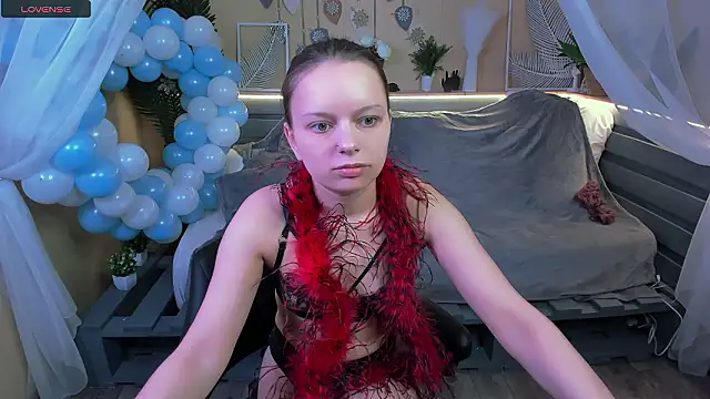 Snapshot of Bloom_evl chatting on 02.19.26 Bloom evl online show from 02.19.26