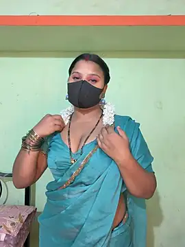 Shneeha le online show from 03.26.26