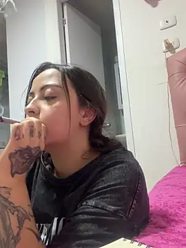 SarahCastro1  online show from 05.21.26