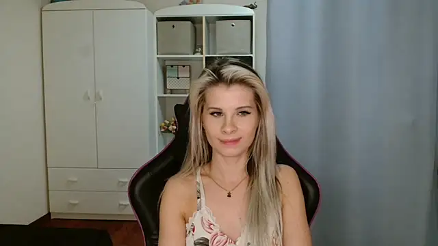 KristineGlow online show from 03.05.26