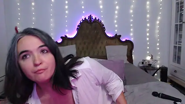 SilkenSin online show from 09.08.25