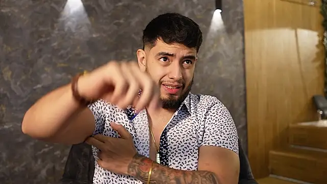 Snapshot of Nick_Vans chatting on 09.30.25 Nick Vans online show from 09.30.25