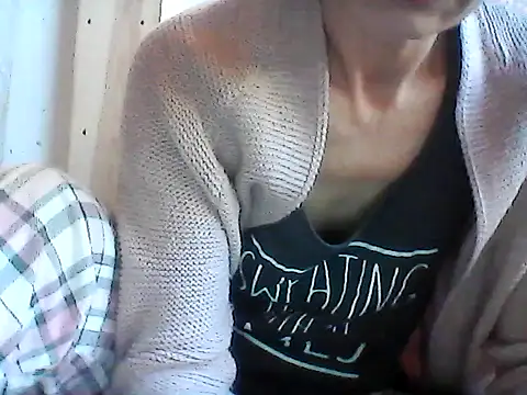 Snapshot of Milana38 chatting on 05.06.26 Milana38 online show from 05.06.26