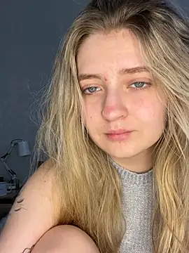 Snapshot of Dllqq chatting on 02.16.26 Dllqq online show from 02.16.26