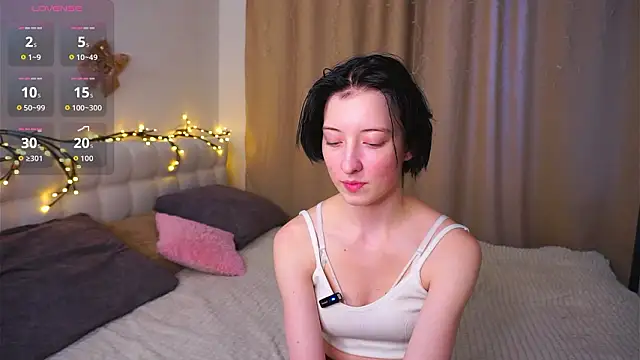 JuanaFriesz online show from 01.18.26