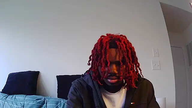 Snapshot of risktakinndolo chatting on 09.26.25 risktakinndolo online show from 09.26.25