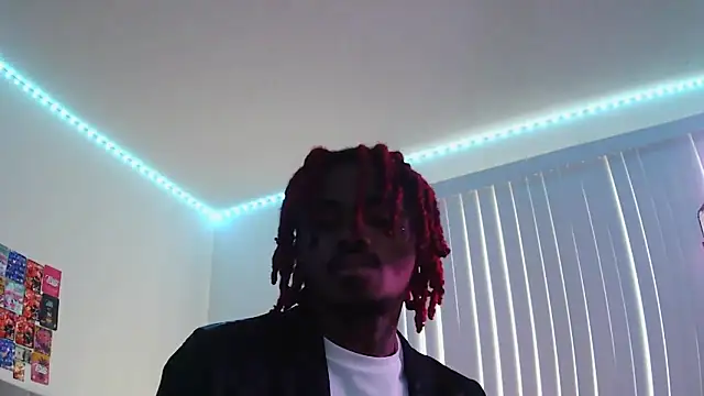 Snapshot of risktakinndolo chatting on 10.01.25 risktakinndolo online show from 10.01.25