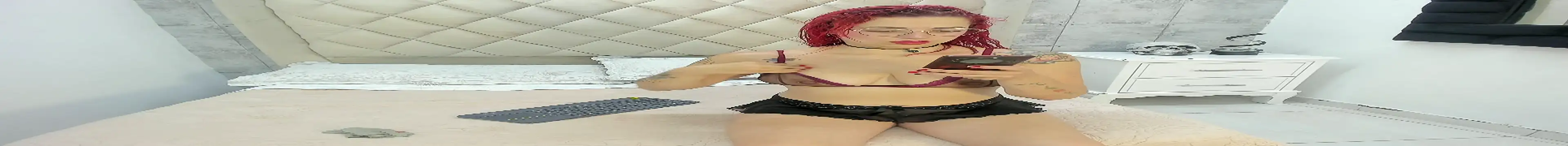 RoxanneStorm  online show from 09.22.25