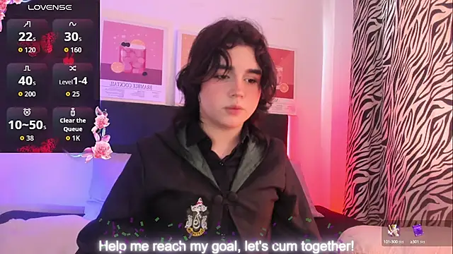 Snapshot of damienbeltmonth chatting on 10.06.25 damienbeltmonth online show from 10.06.25