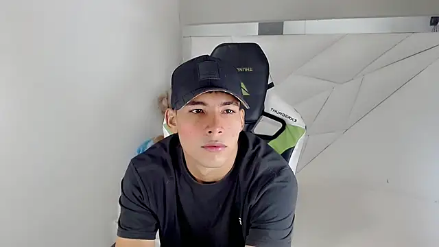 Austin col  online show from 10.04.25