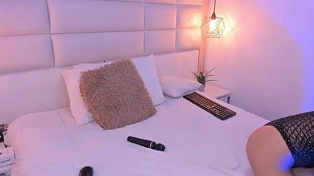 Lucia jane online show from 01.17.26