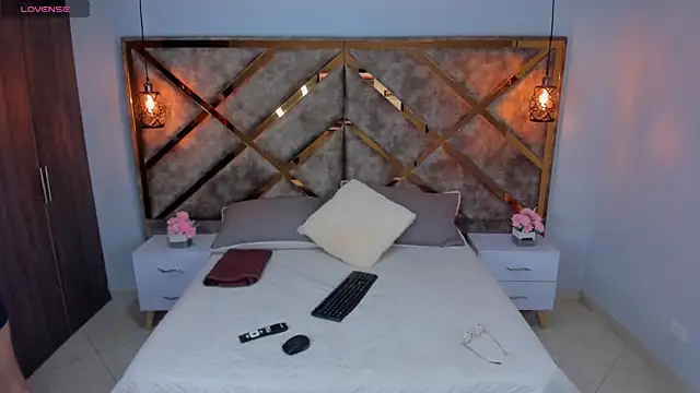 Lucia jane online show from 04.18.26