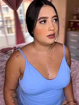 Emiily Moore1 online show from 11.23.25