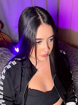 Emiily Moore1 online show from 01.16.26