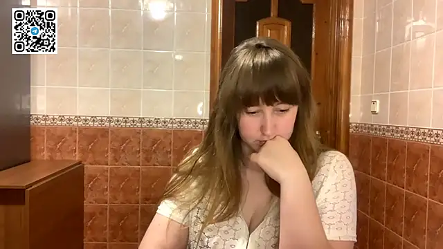 MaroonMoon  online show from 11.25.25